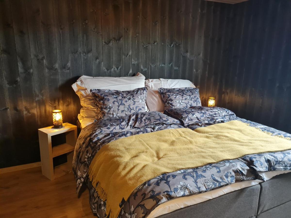Rorbu Ved Sjoen Villa Bud Ngoại thất bức ảnh